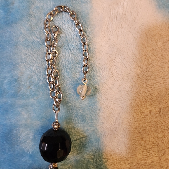 Fleur-de-lis Glass Bead Bag Charm - Picture 3 of 7